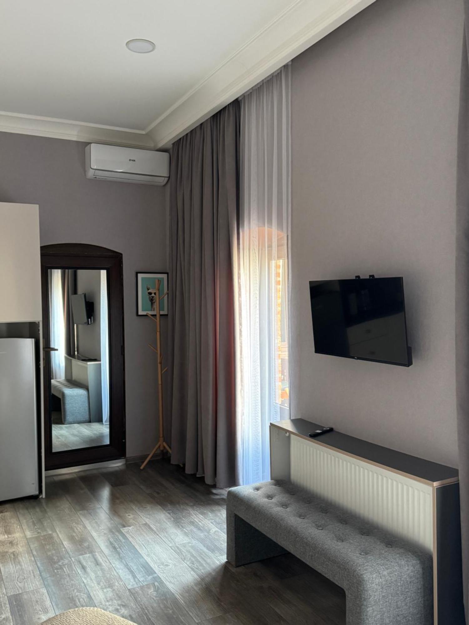 Chikhi Daire Tiflis Dış mekan fotoğraf